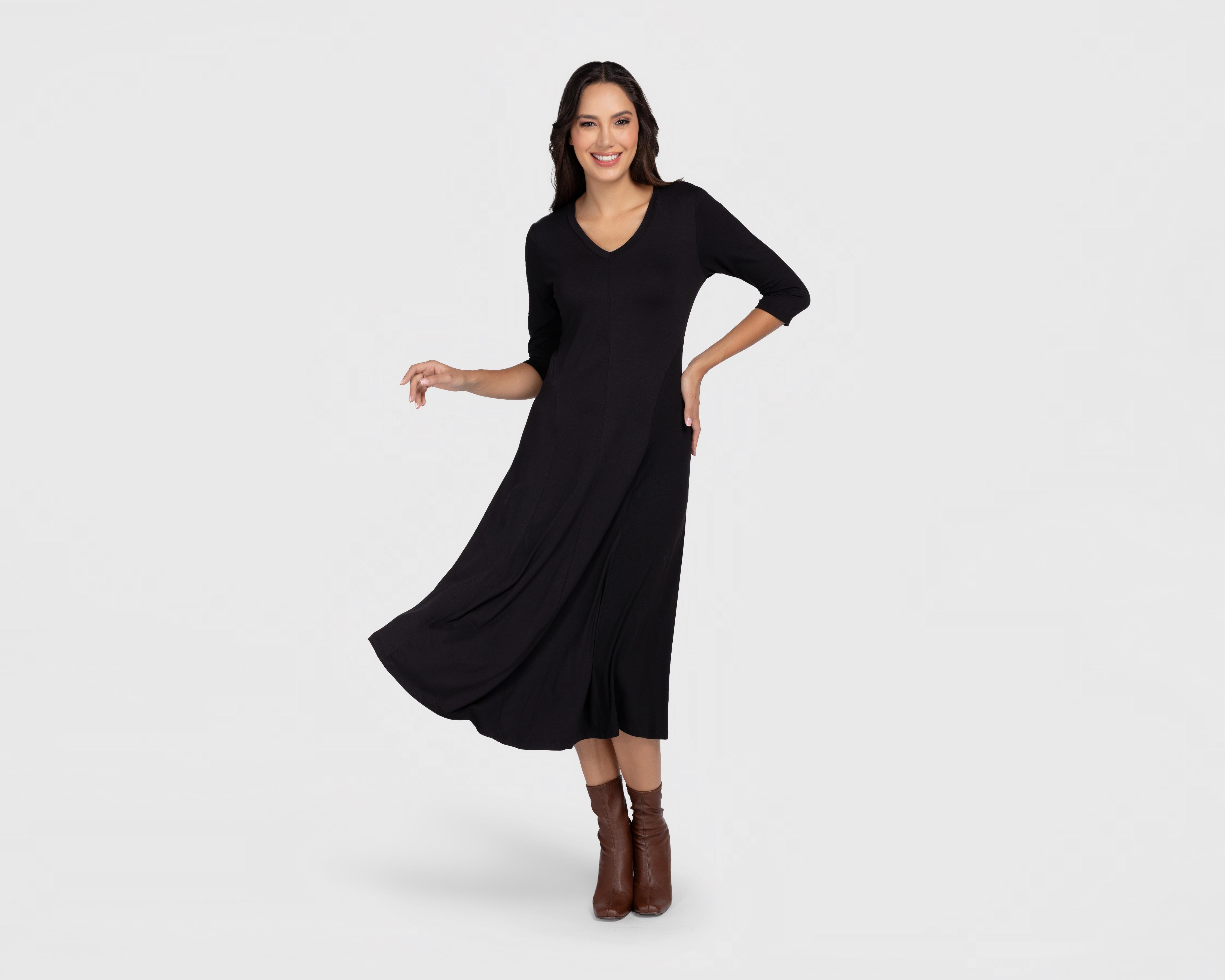 Vestido Casual Sahara Negro con Cuello V