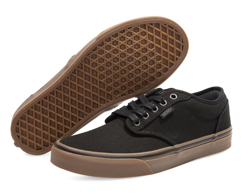 vans blancos con suela cafe