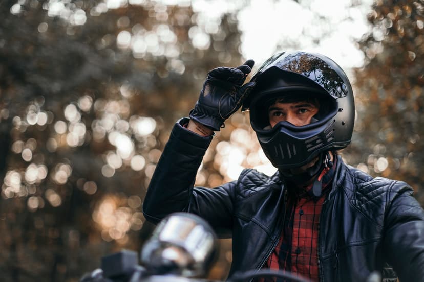 Este Día del Padre sorpréndelo con una motocicleta