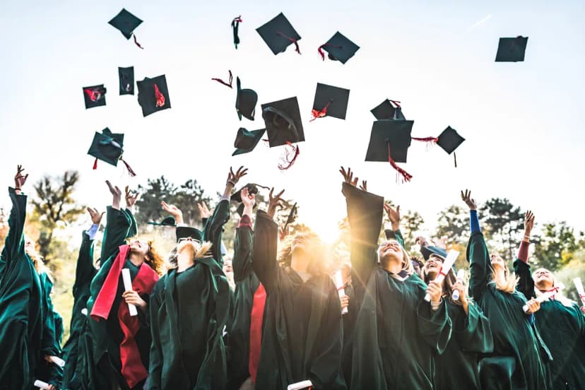 Celebra tu graduación en casa a lo grande: ¡lógralo con un préstamo y estas increíbles ideas!