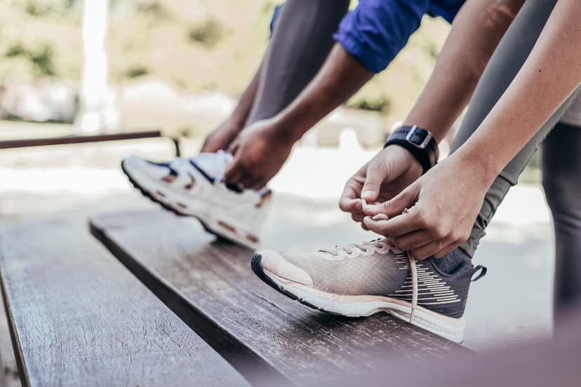 Los tenis asequibles para correr que superan expectativas